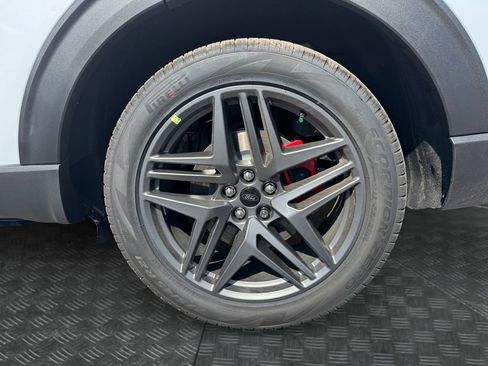 New 2026 Ford Explorer ST RWD image 17