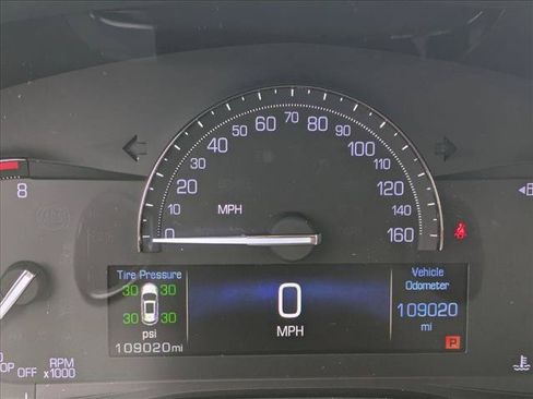 Used 2017 Cadillac XT5 FWD image 11