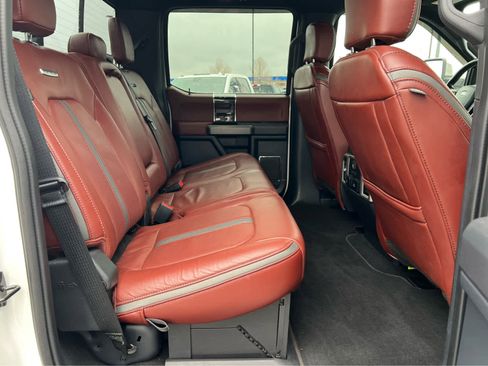 Used 2022 Ford F450 Platinum w/ FX4 Off-Road Package image 27