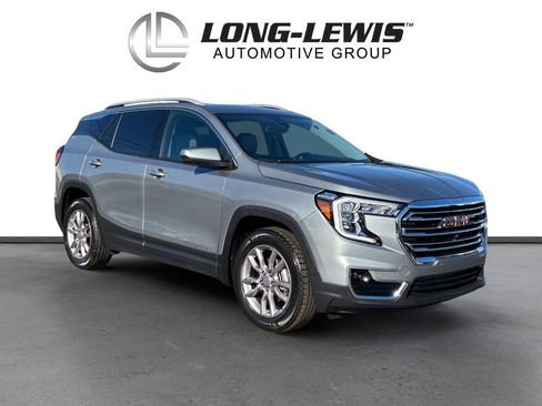 Used 2024 GMC Terrain SLT w/ Tech Package image 10