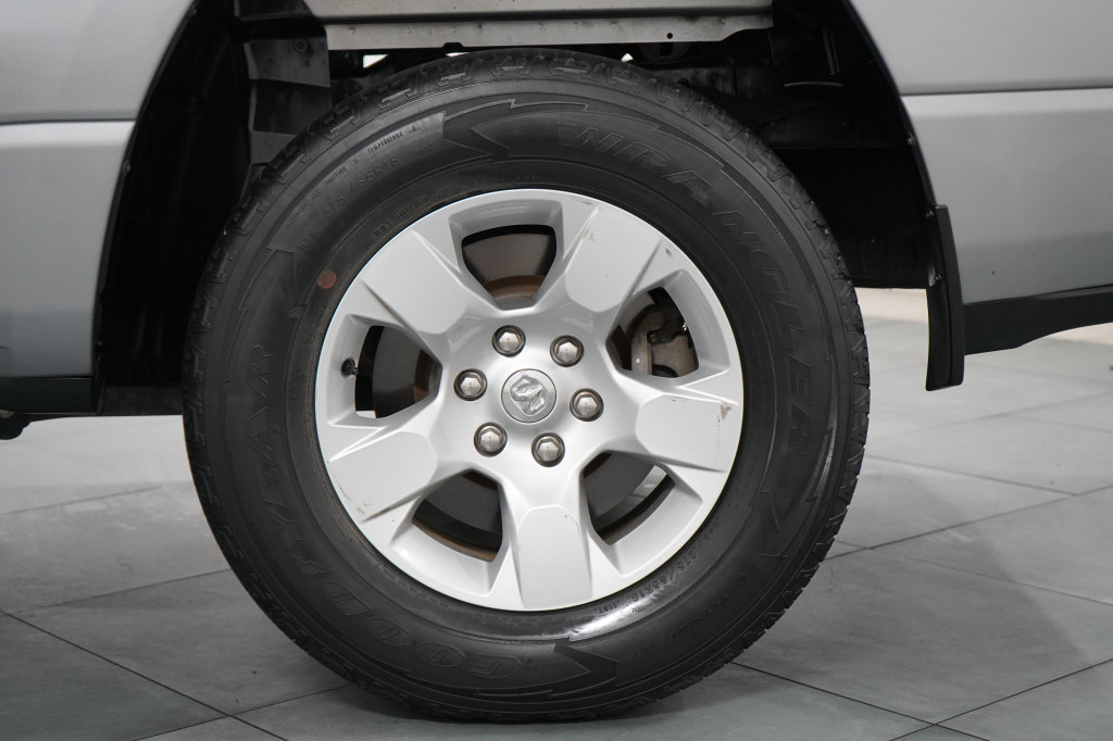 Used 2022 RAM 1500 Big Horn AWD/4WD image 35