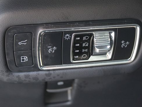 Used 2024 Lincoln Nautilus Reserve w/ Equipment Group 202A AWD/4WD image 29