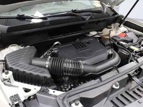 Used 2023 GMC Acadia SLE w/ Driver Convenience Package FWD image 15