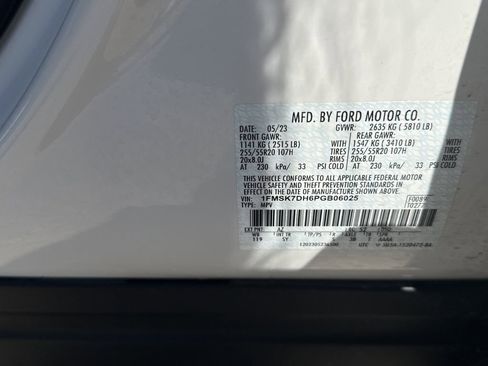 Certified 2023 Ford Explorer XLT w/ Equipment Group 202A image 29