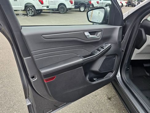 New 2025 Ford Escape Base w/ Class II Trailer Tow Package image 11