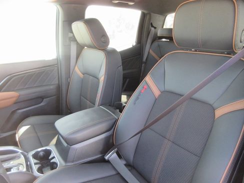 New 2026 GMC Canyon AT4 image 12