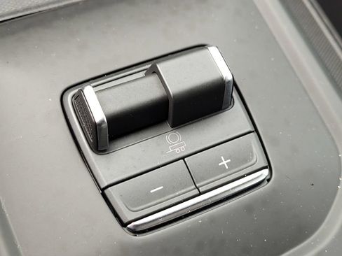 New 2026 GMC Sierra 2500 Denali w/ Max Trailering Package image 17