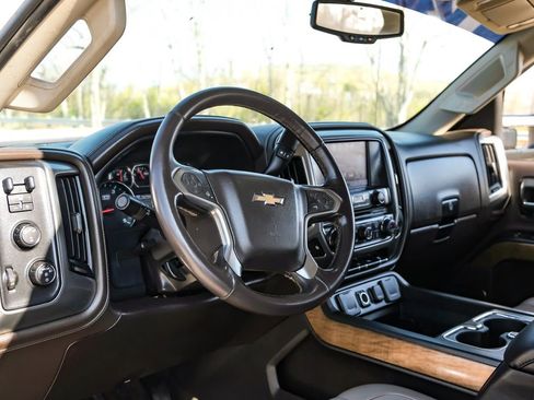 Used 2017 Chevrolet Silverado 2500 LTZ w/ Duramax Plus Package image 3