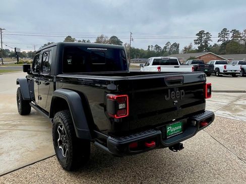 Used 2020 Jeep Gladiator Rubicon image 6
