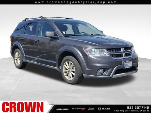 Used 2015 Dodge Journey SXT w/ Flexible Seating Group image 1