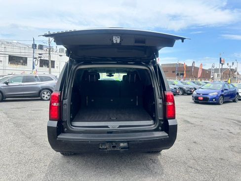 Used 2017 Chevrolet Suburban LS AWD/4WD image 9