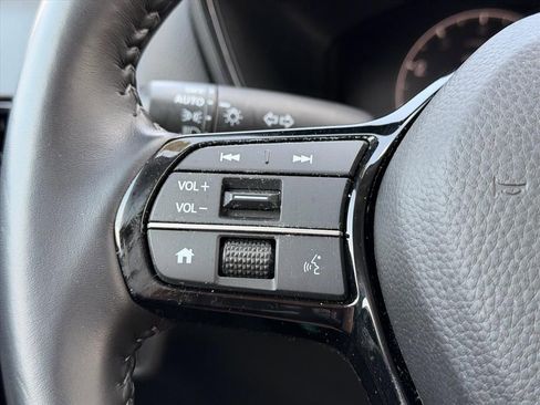 Used 2025 Honda CR-V EX-L image 21