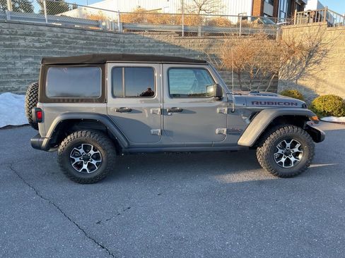 Used 2021 Jeep Wrangler Unlimited Rubicon image 3