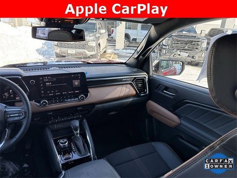 Used 2025 GMC Canyon AT4 image 13