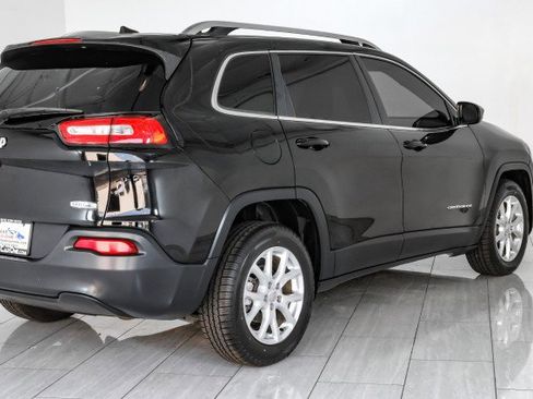 Used 2018 Jeep Cherokee Latitude image 59