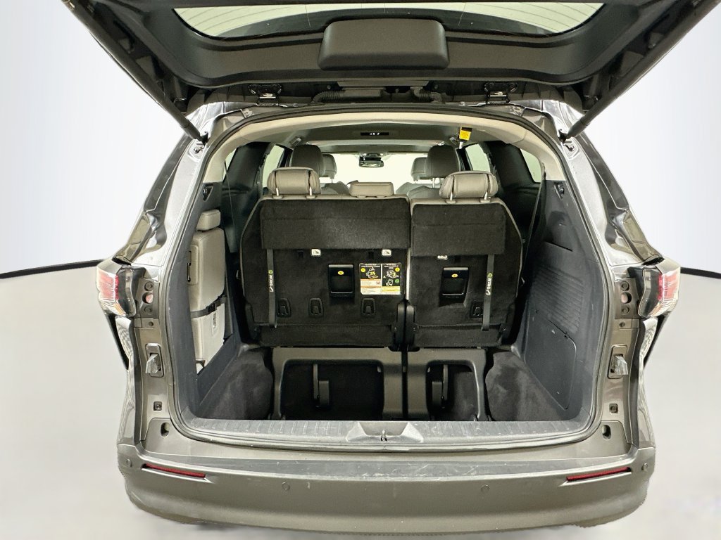 Certified 2025 Toyota Sienna XLE w/ XLE Plus Package FWD image 26