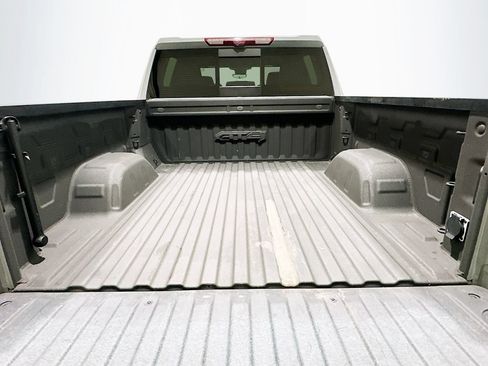 Used 2024 GMC Sierra 1500 AT4 w/ Technology Package AWD/4WD image 27