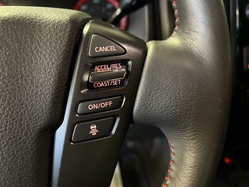 Used 2023 Nissan Titan PRO-4X w/ Pro-4x Convenience Package image 32
