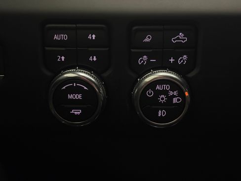 Used 2024 GMC Sierra 1500 AT4X AWD/4WD image 27
