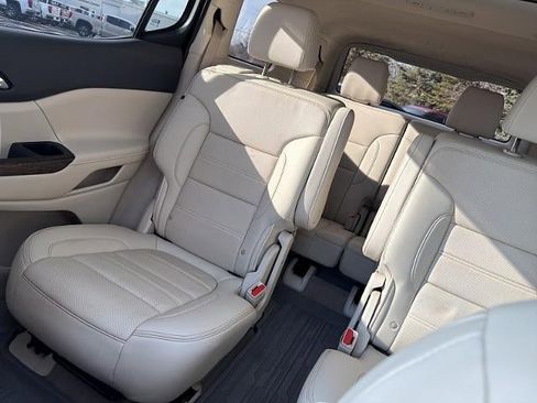 Used 2021 GMC Acadia Denali w/ Denali Ultimate Package image 37