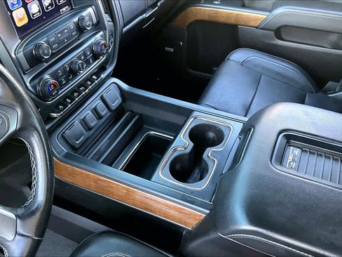 Used 2019 Chevrolet Silverado 2500 LTZ w/ Duramax Plus Package image 16