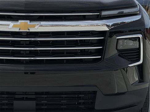 New 2026 Chevrolet Traverse LT image 8