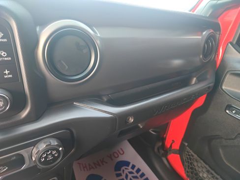 Used 2018 Jeep Wrangler Unlimited Sport S image 27