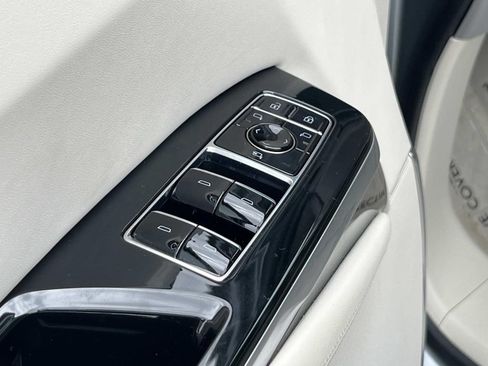 Certified 2025 Cadillac Escalade Sport Platinum AWD/4WD image 27