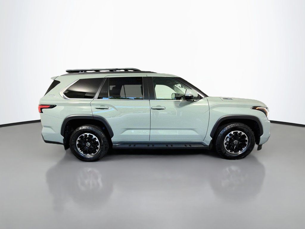 Used 2024 Toyota Sequoia SR5 w/ TRD Off-Road Package AWD/4WD image 9