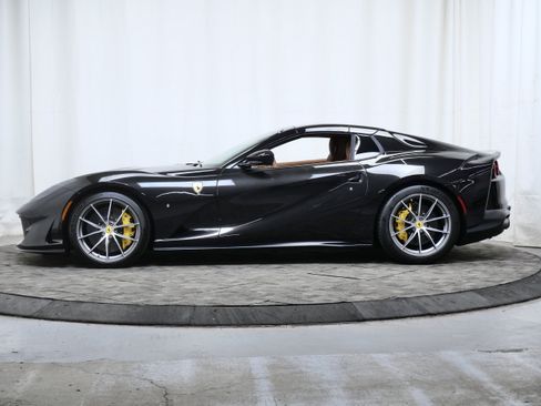 Certified 2022 Ferrari 812 GTS RWD image 2