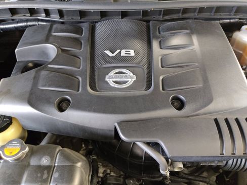 Used 2019 Nissan Armada Platinum w/ Captain's Chairs Package RWD image 30