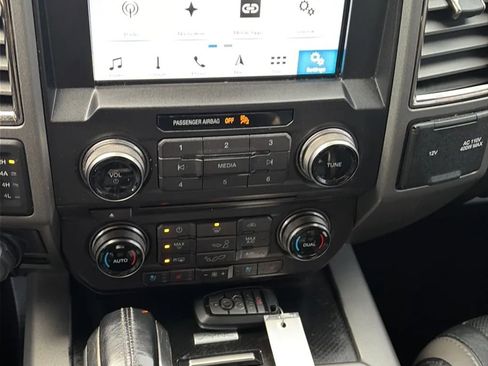 Used 2018 Ford F150 Raptor w/ Equipment Group 802A Luxury image 43