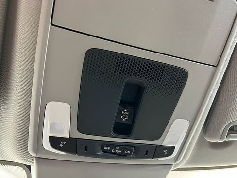 New 2025 Acura Integra image 27