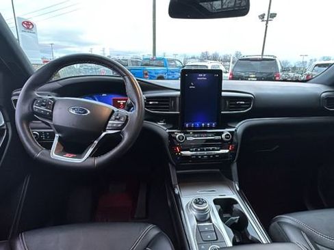 Used 2023 Ford Explorer ST w/ Equipment Group 401A image 19