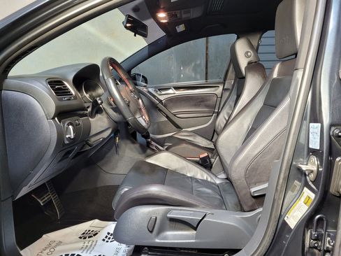 Used 2013 Volkswagen GTI Driver's Edition image 19