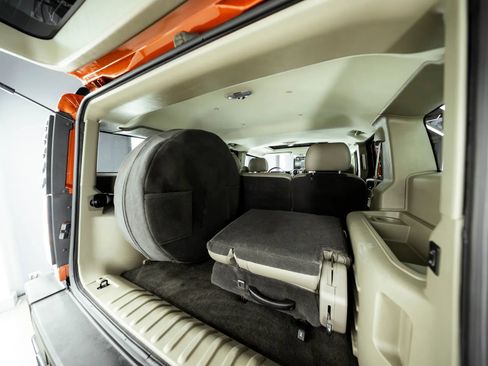 Used 2003 HUMMER H2 w/ Preferred Equipment Group AWD/4WD image 45
