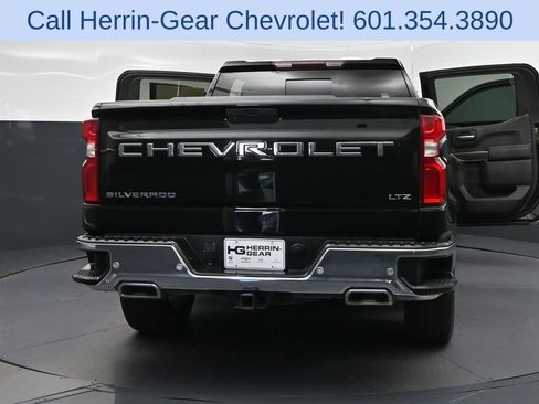 Used 2021 Chevrolet Silverado 1500 LTZ AWD/4WD image 54