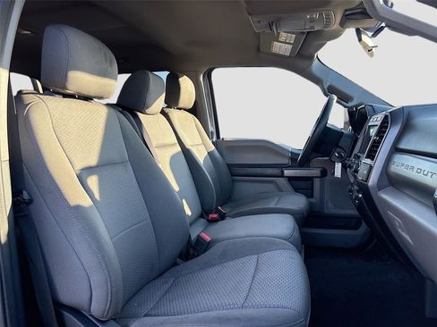 Used 2020 Ford F250 XLT w/ XLT Value Package image 23