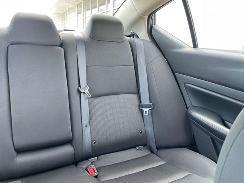 Used 2024 Nissan Altima 2.5 SV image 37