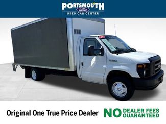 Used 2017 Ford E-350 and Econoline 350 Super Duty w/ Power Windows & Locks Group image 1