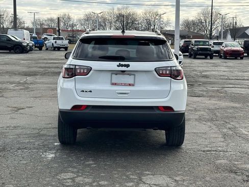 Certified 2023 Jeep Compass Latitude w/ Convenience Group AWD/4WD image 5