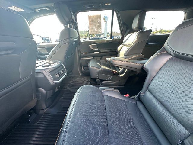 Used 2026 Ford Expedition Tremor AWD/4WD image 19