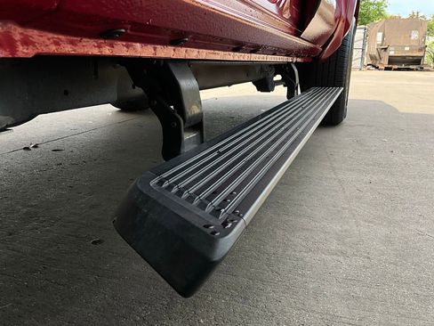 Used 2024 Toyota Tacoma Limited w/ Limited Package (LT) image 11