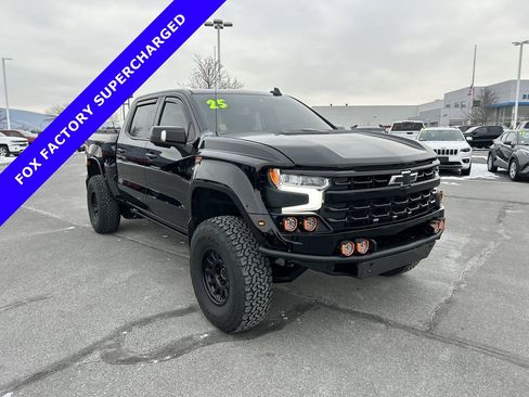Used 2025 Chevrolet Silverado 1500 LTZ image 1