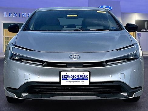 Used 2024 Toyota Prius LE AWD/4WD image 2