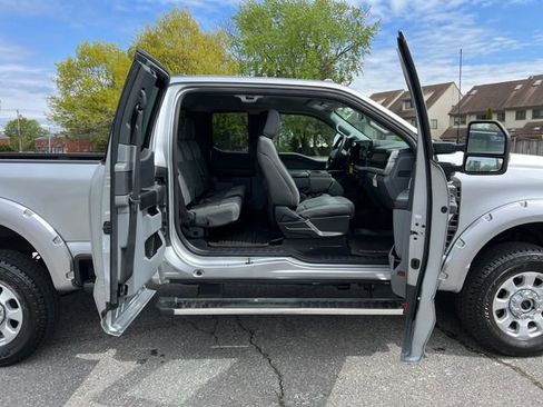 Used 2024 Ford F250 XLT w/ 360-Degree Camera Package AWD/4WD image 32