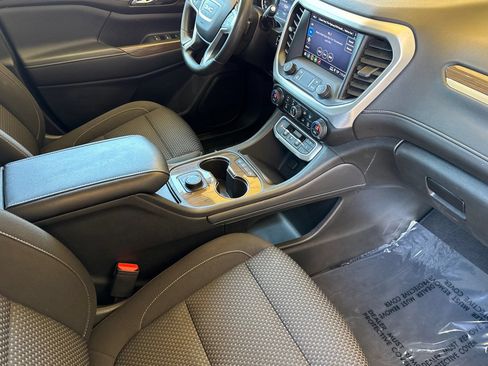 Certified 2023 GMC Acadia SLE w/ Elevation Edition FWD image 18