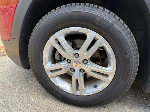 Used 2018 GMC Terrain SLE FWD image 9