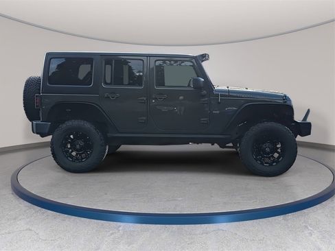 Used 2015 Jeep Wrangler Unlimited Rubicon w/ Dual Top Group image 5