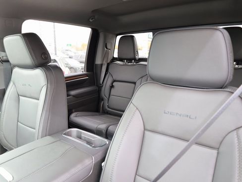 New 2026 GMC Sierra 3500 Denali w/ Technology Package image 16